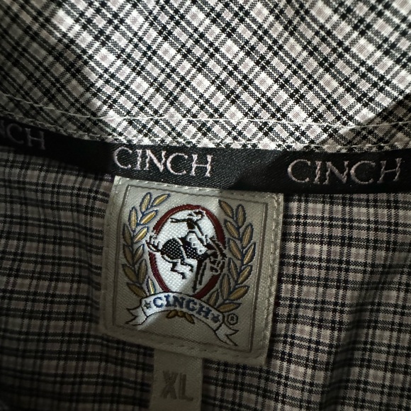 Short sleeve cinch shirt XL - Picture 2 of 2